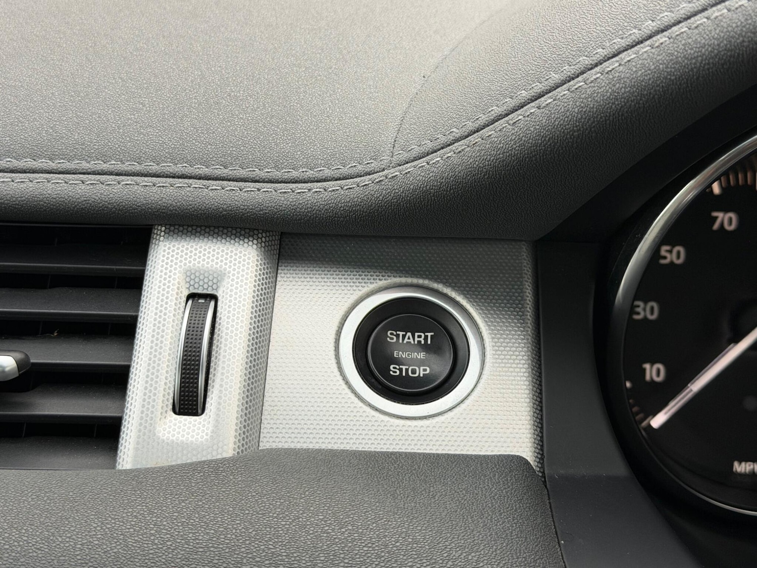 Used Land Rover Range Rover Evoque 2016 for sale - 77291714: Photo 45