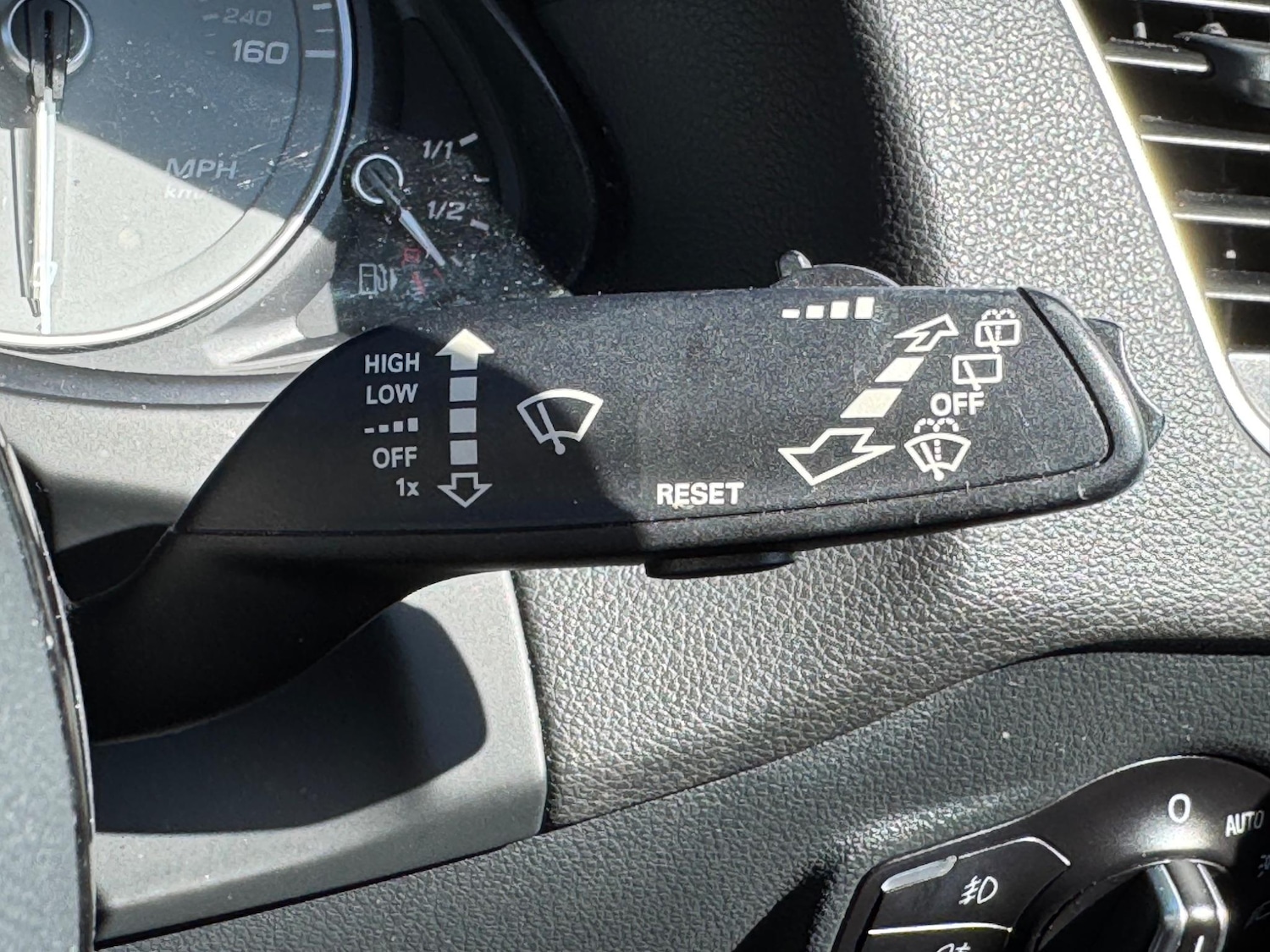 Used Audi Q5 2015 for sale - 76989313: Photo 56