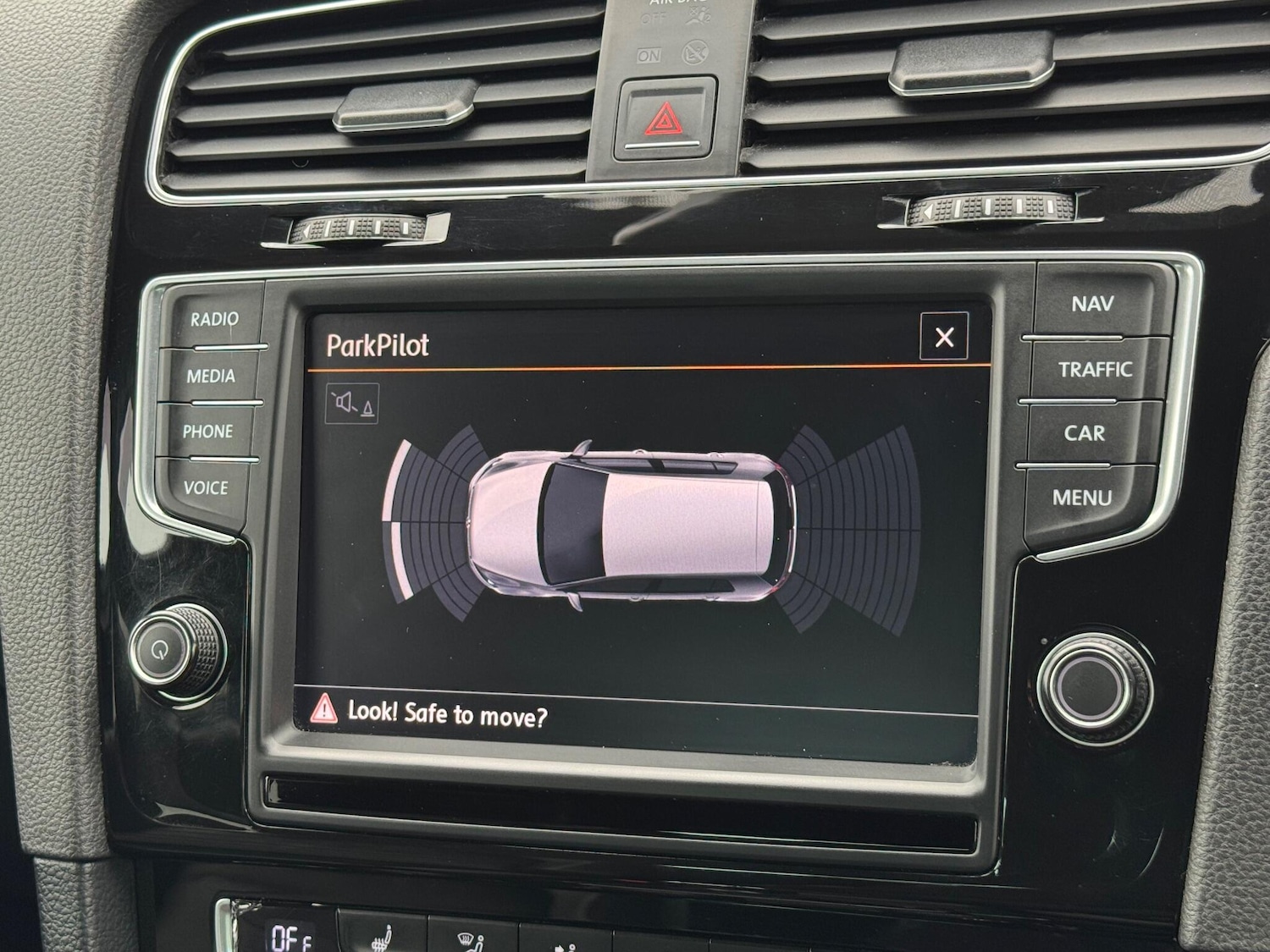 Used Volkswagen Golf 2014 for sale - 76856004: Photo 37