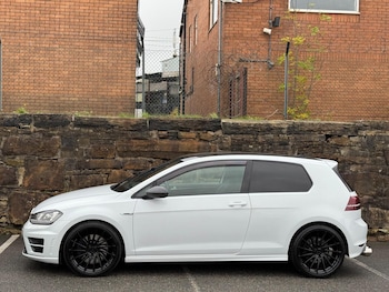 Used Volkswagen Golf 2014 for sale - 76856004: Photo