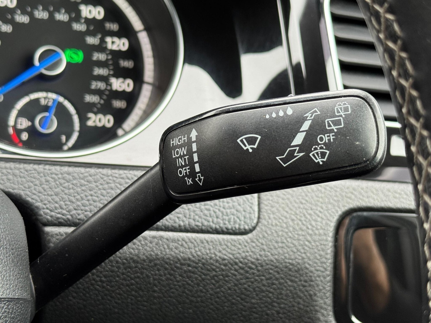 Used Volkswagen Golf 2014 for sale - 76856004: Photo 54