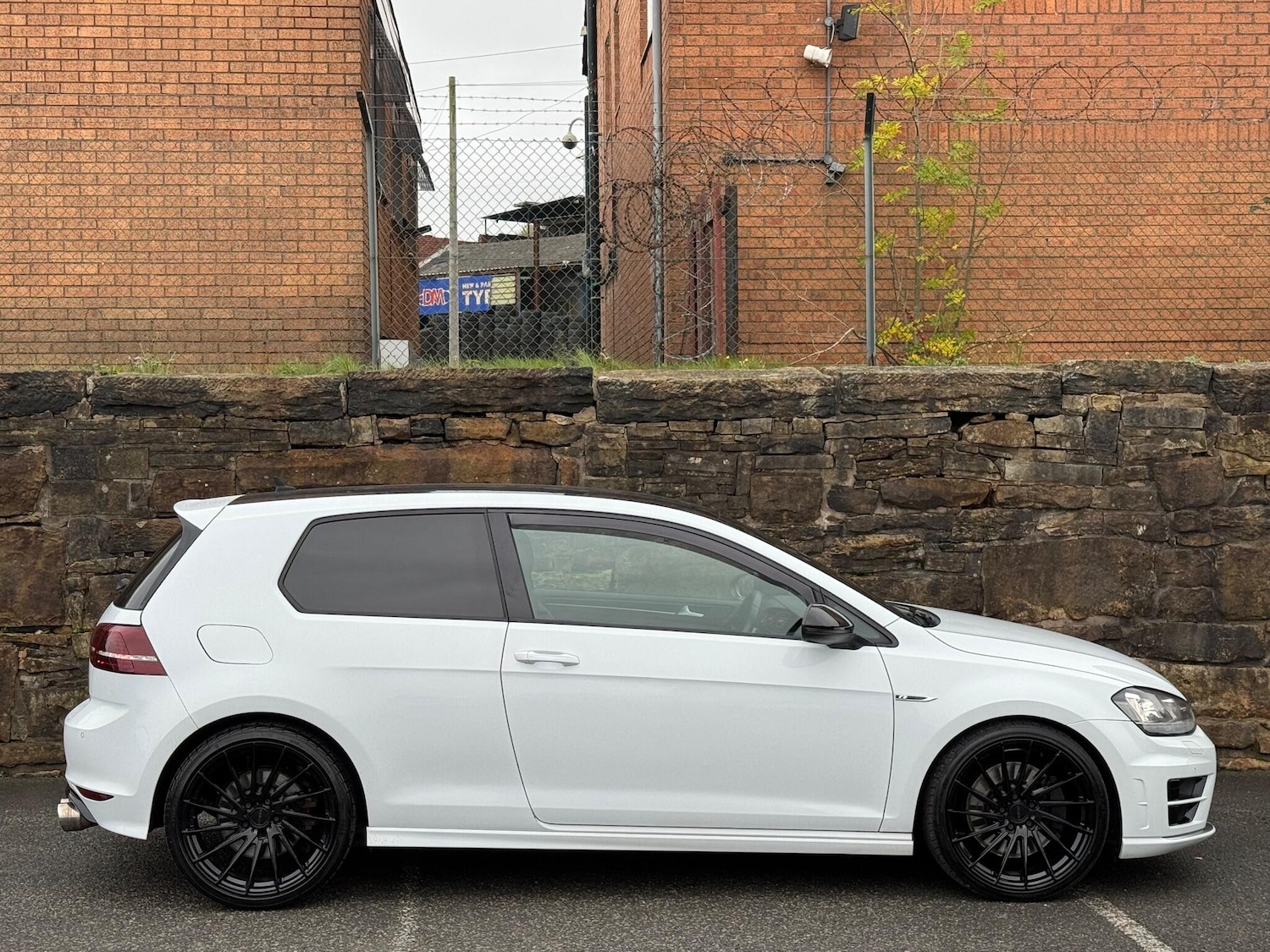 Used Volkswagen Golf 2014 for sale - 76856004: Photo 8