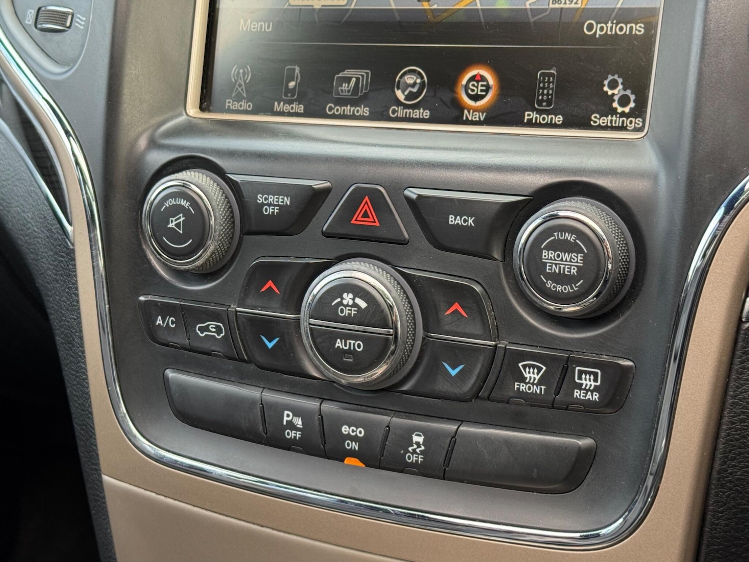 Used Jeep Grand Cherokee 2014 for sale - 76987705: Photo 38