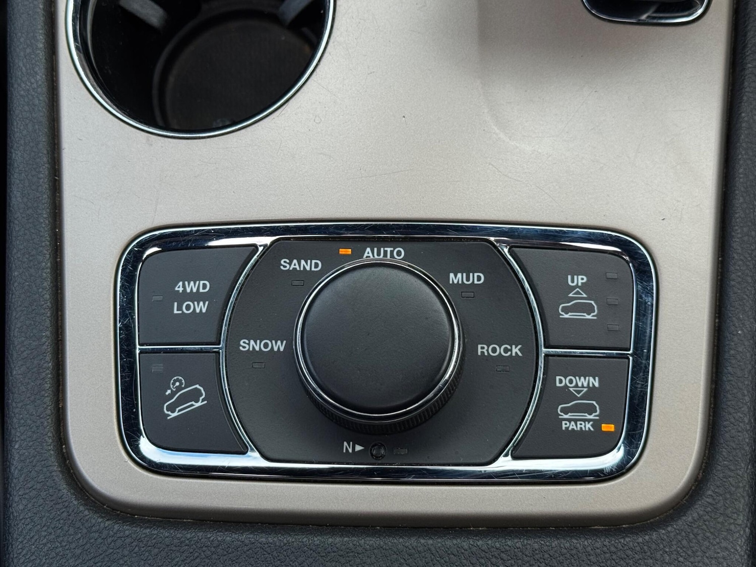 Used Jeep Grand Cherokee 2014 for sale - 76987705: Photo 43