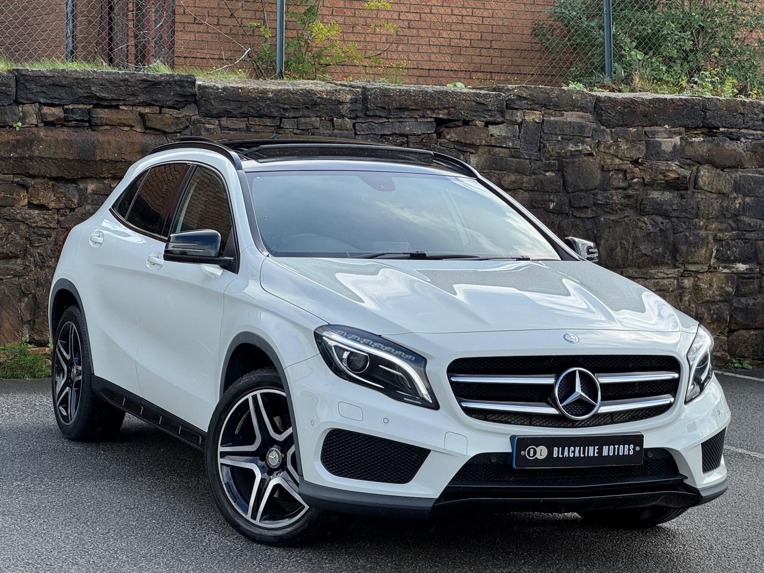 Used Mercedes-Benz GLA 2015 for sale - 76160992: Photo 1