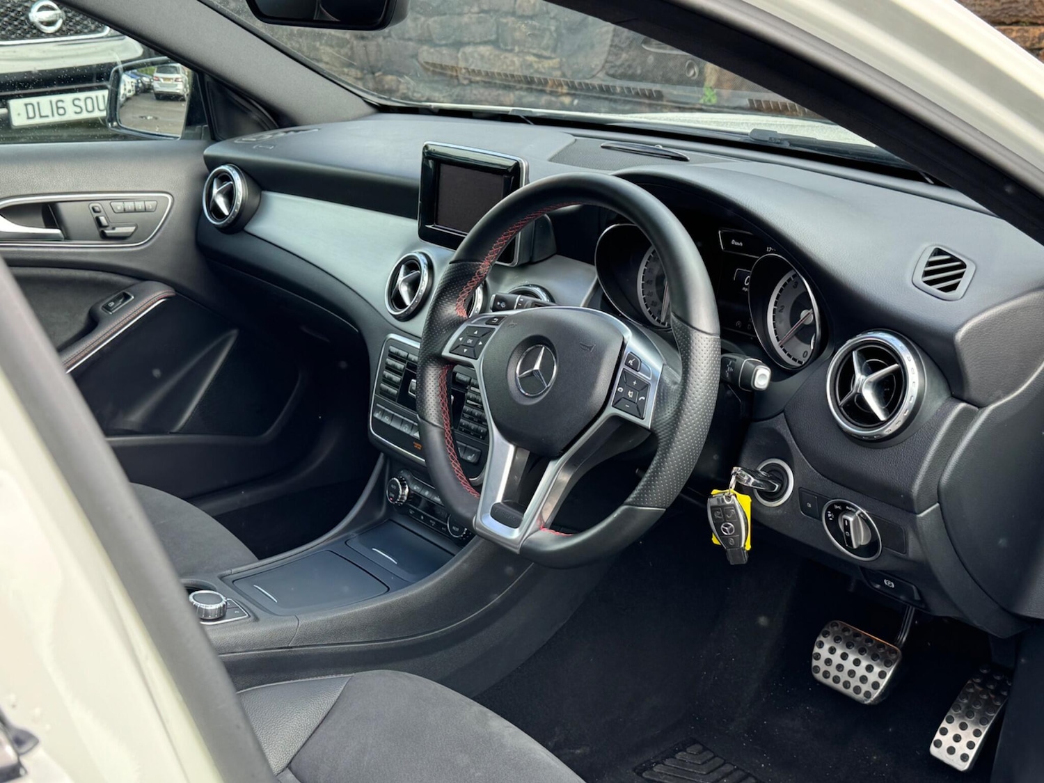 Used Mercedes-Benz GLA 2015 for sale - 76160992: Photo 11