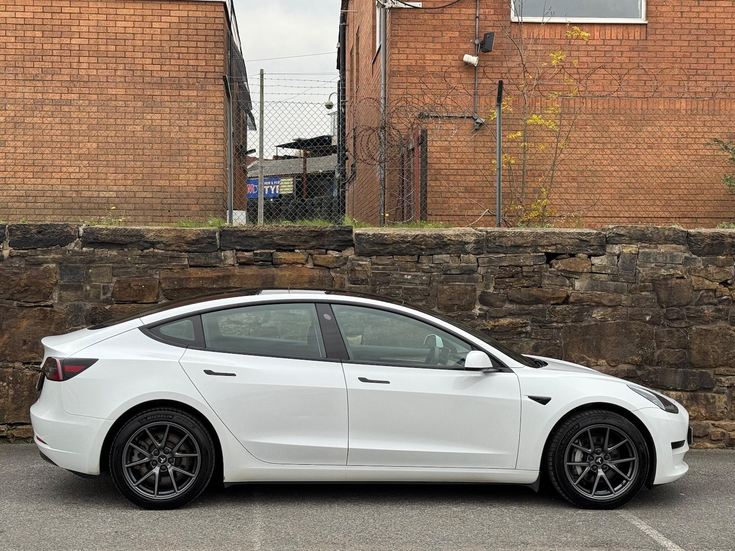 Used Tesla Model 3 2021 for sale - 76992166: Photo 8