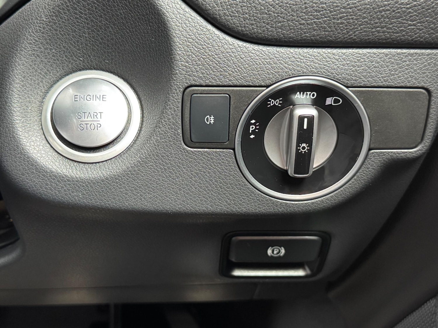 Used Mercedes-Benz CLA for sale - 77883448: Photo 48