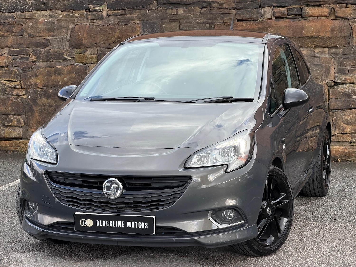 Used Vauxhall Corsa 2015 for sale - 76440846: Photo 3
