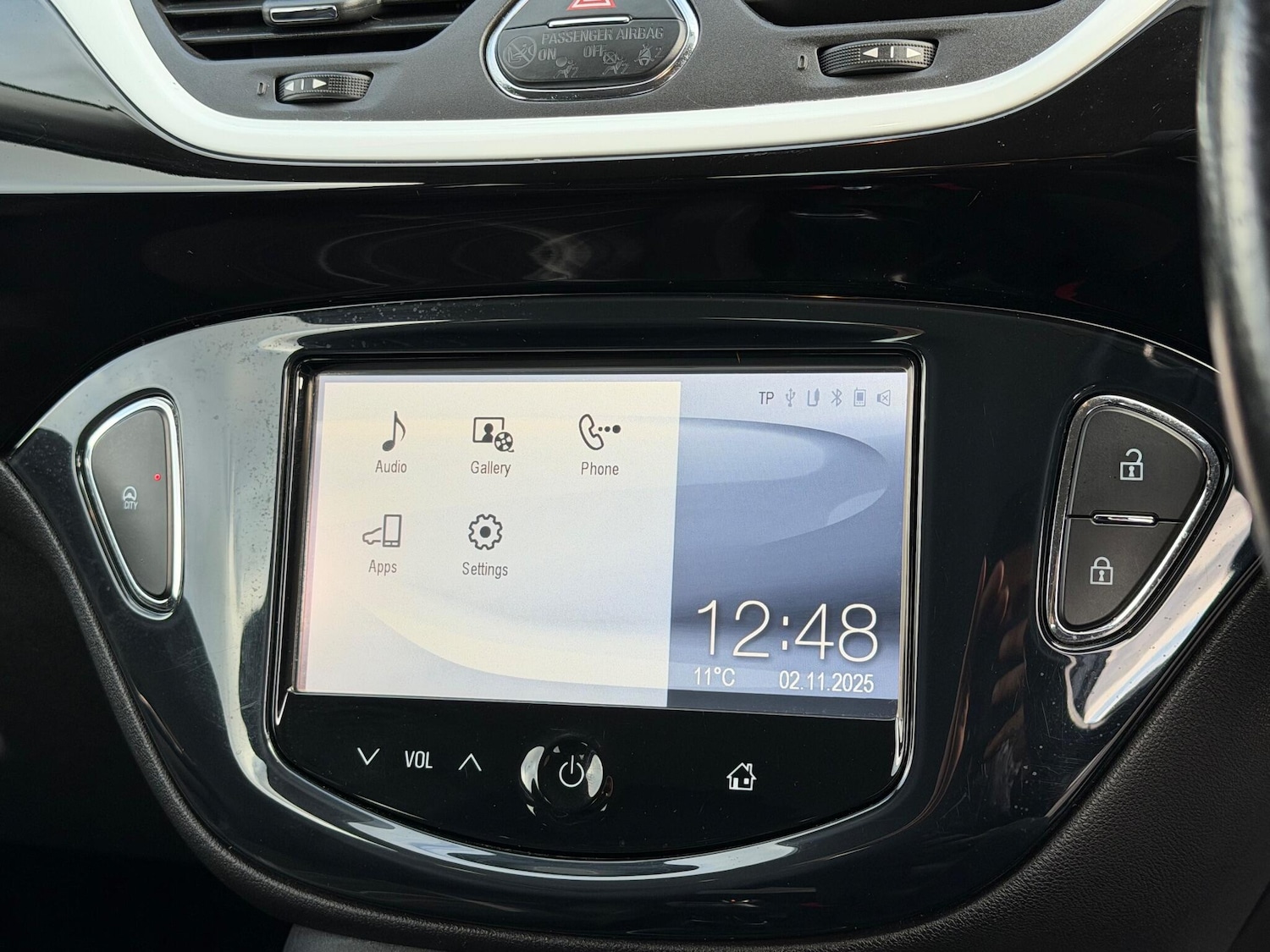 Used Vauxhall Corsa 2015 for sale - 76440846: Photo 30