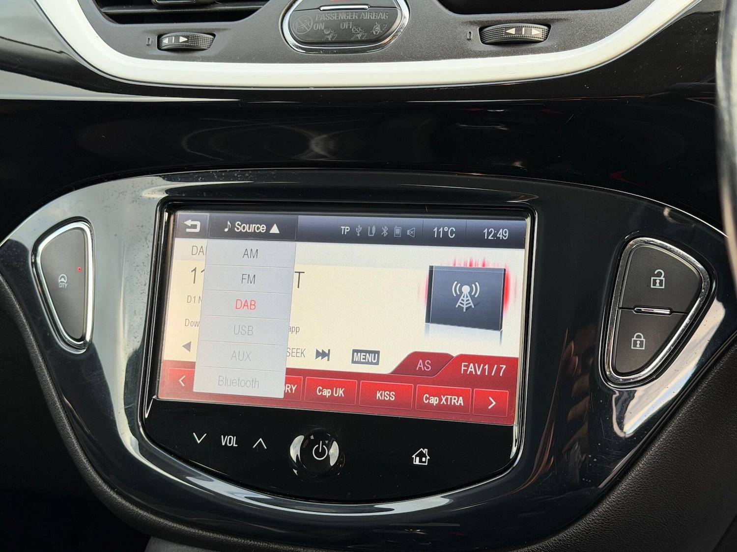 Used Vauxhall Corsa 2015 for sale - 76440846: Photo 31