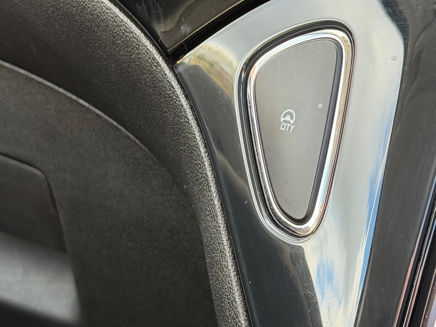 Used Vauxhall Corsa 2015 for sale - 76440846: Photo 35