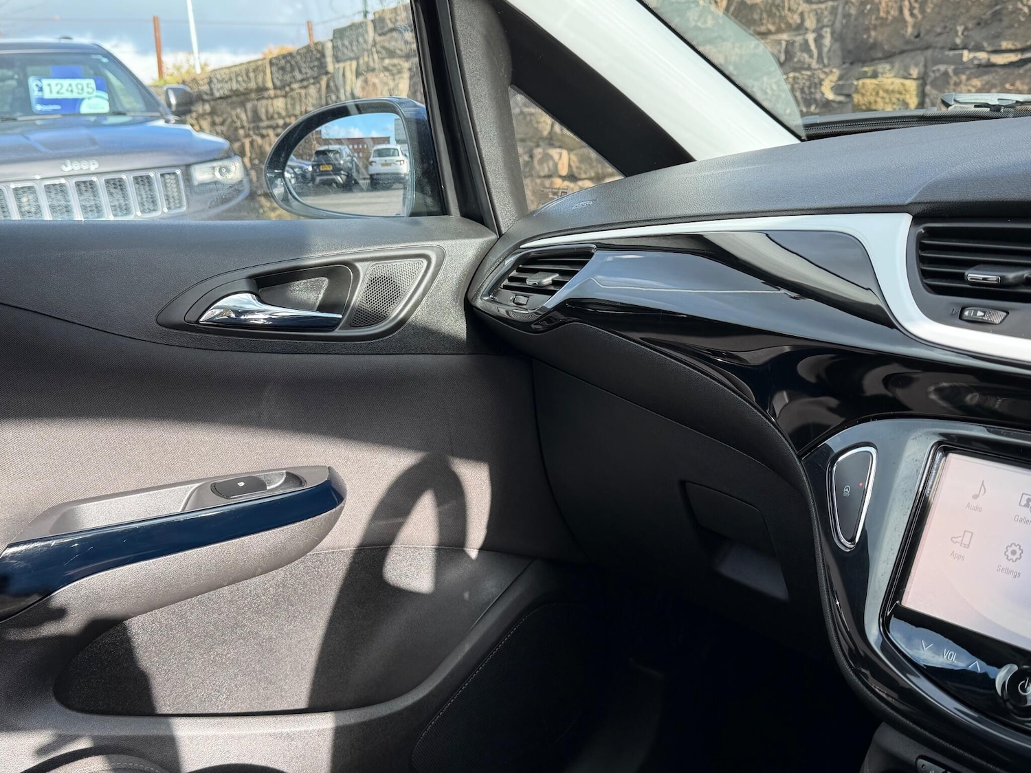 Used Vauxhall Corsa 2015 for sale - 76440846: Photo 39