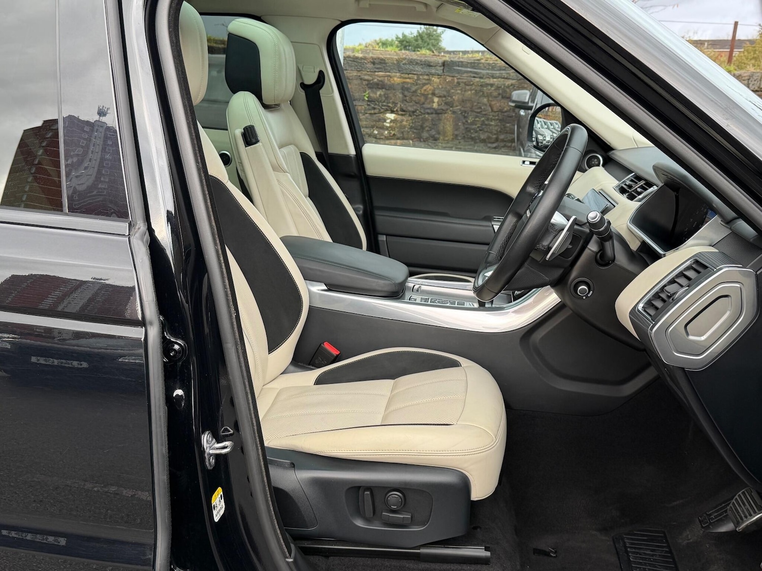 Used Land Rover Range Rover Sport 2020 for sale - 76990610: Photo 15