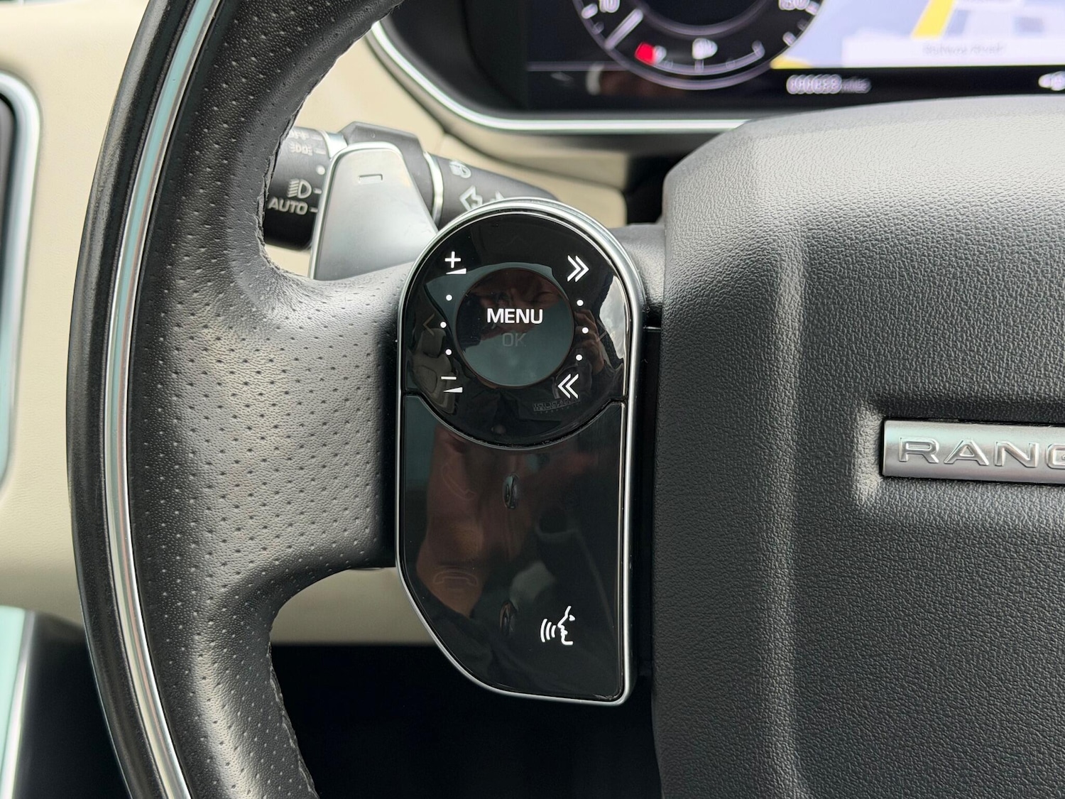 Used Land Rover Range Rover Sport 2020 for sale - 76990610: Photo 28