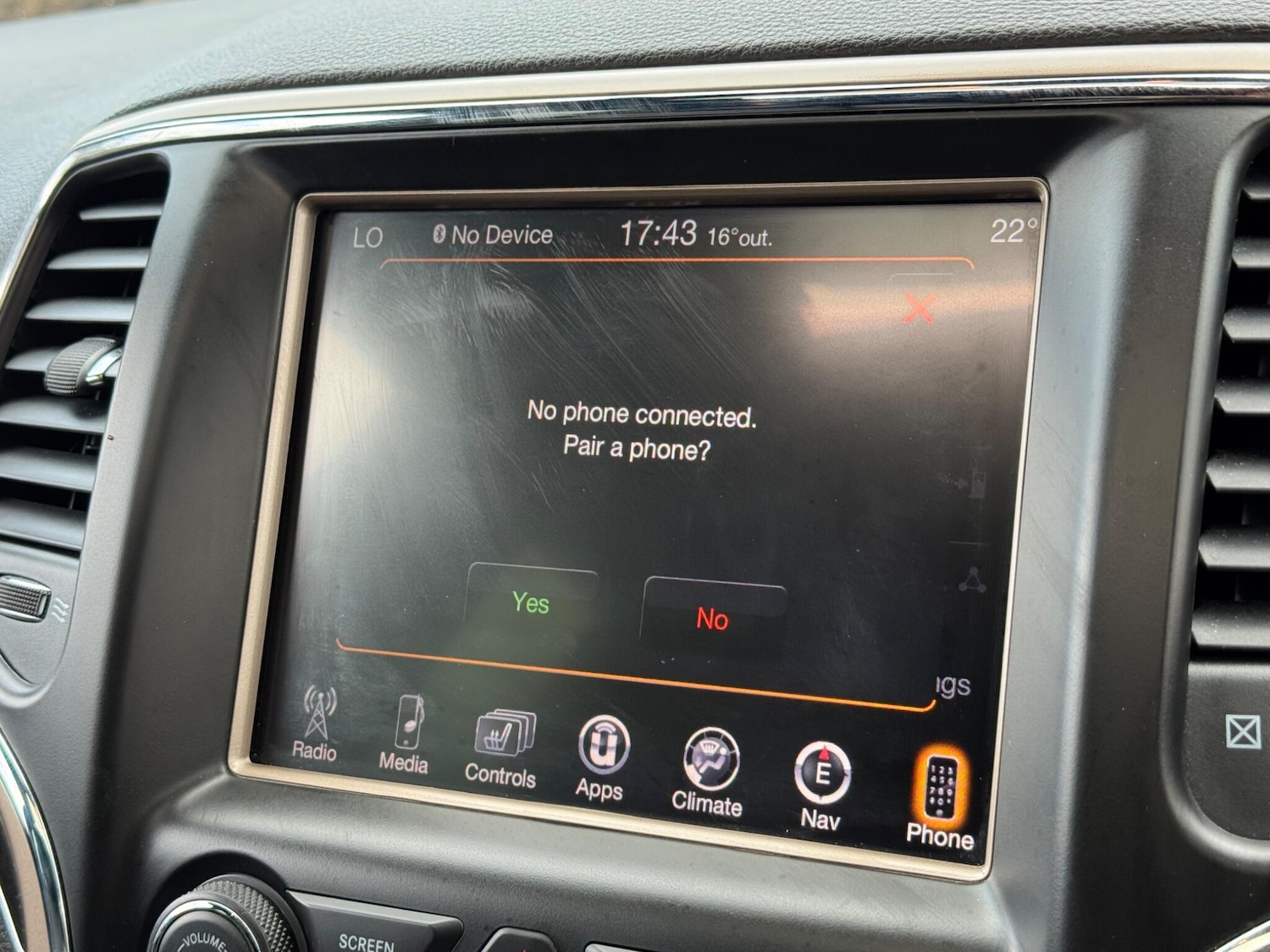 Used Jeep Grand Cherokee 2013 for sale - 76161143: Photo 37