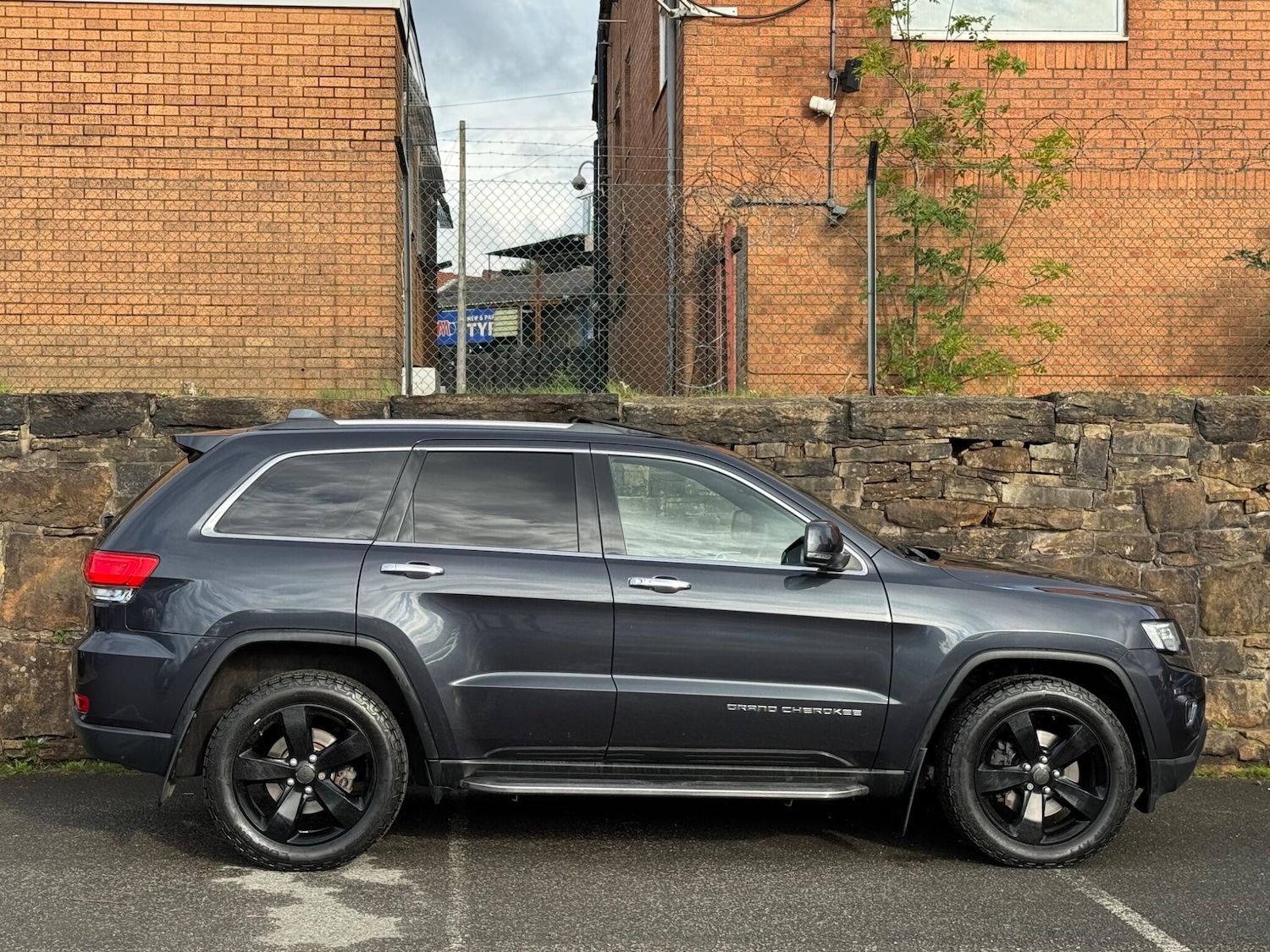 Used Jeep Grand Cherokee 2013 for sale - 76161143: Photo 8