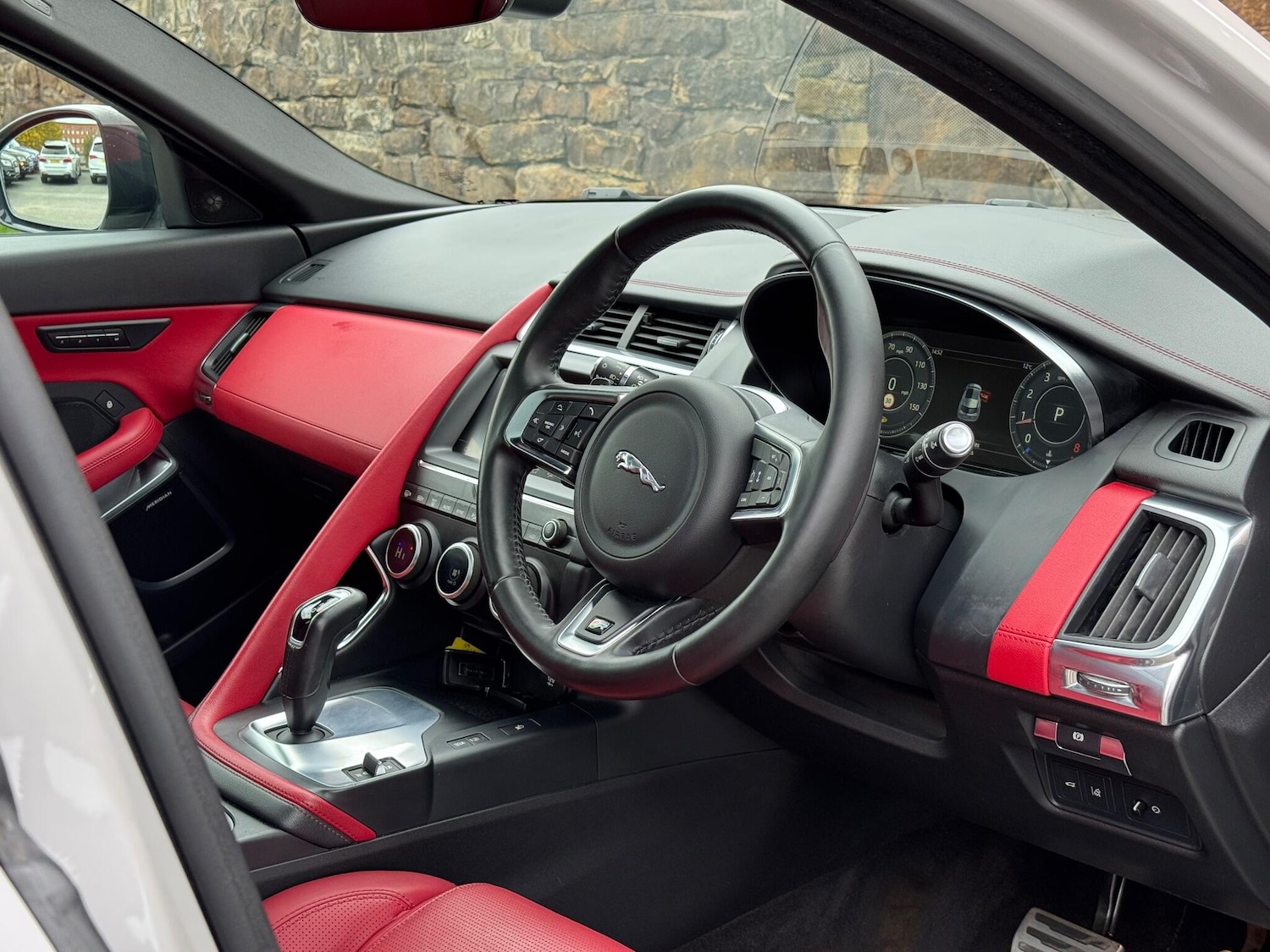 Used Jaguar E-Pace 2018 for sale - 76161144: Photo 13