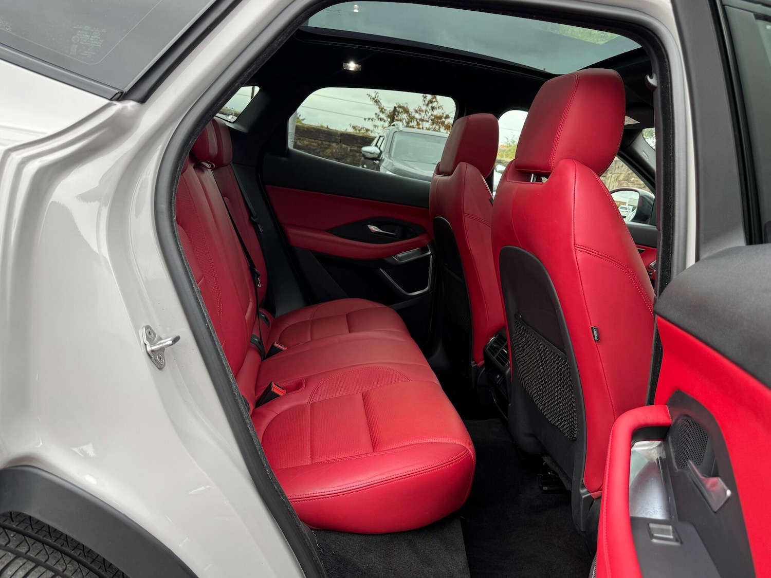 Used Jaguar E-Pace 2018 for sale - 76161144: Photo 21