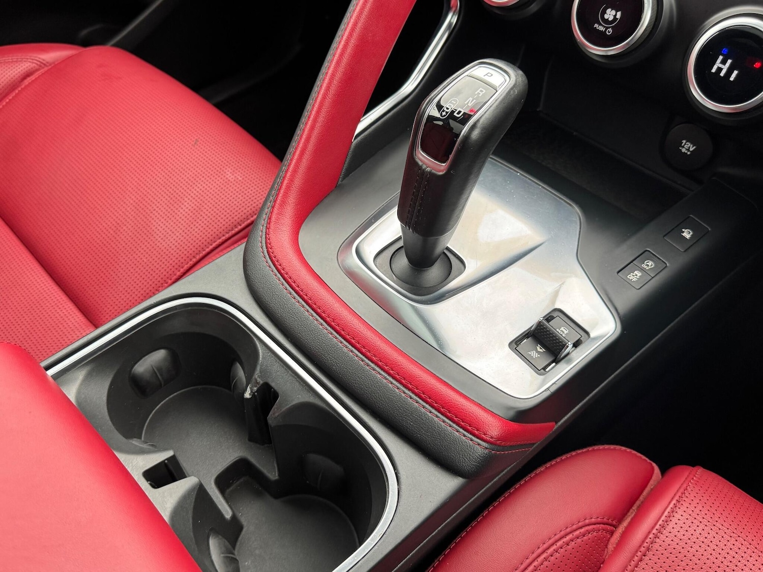 Used Jaguar E-Pace 2018 for sale - 76161144: Photo 40