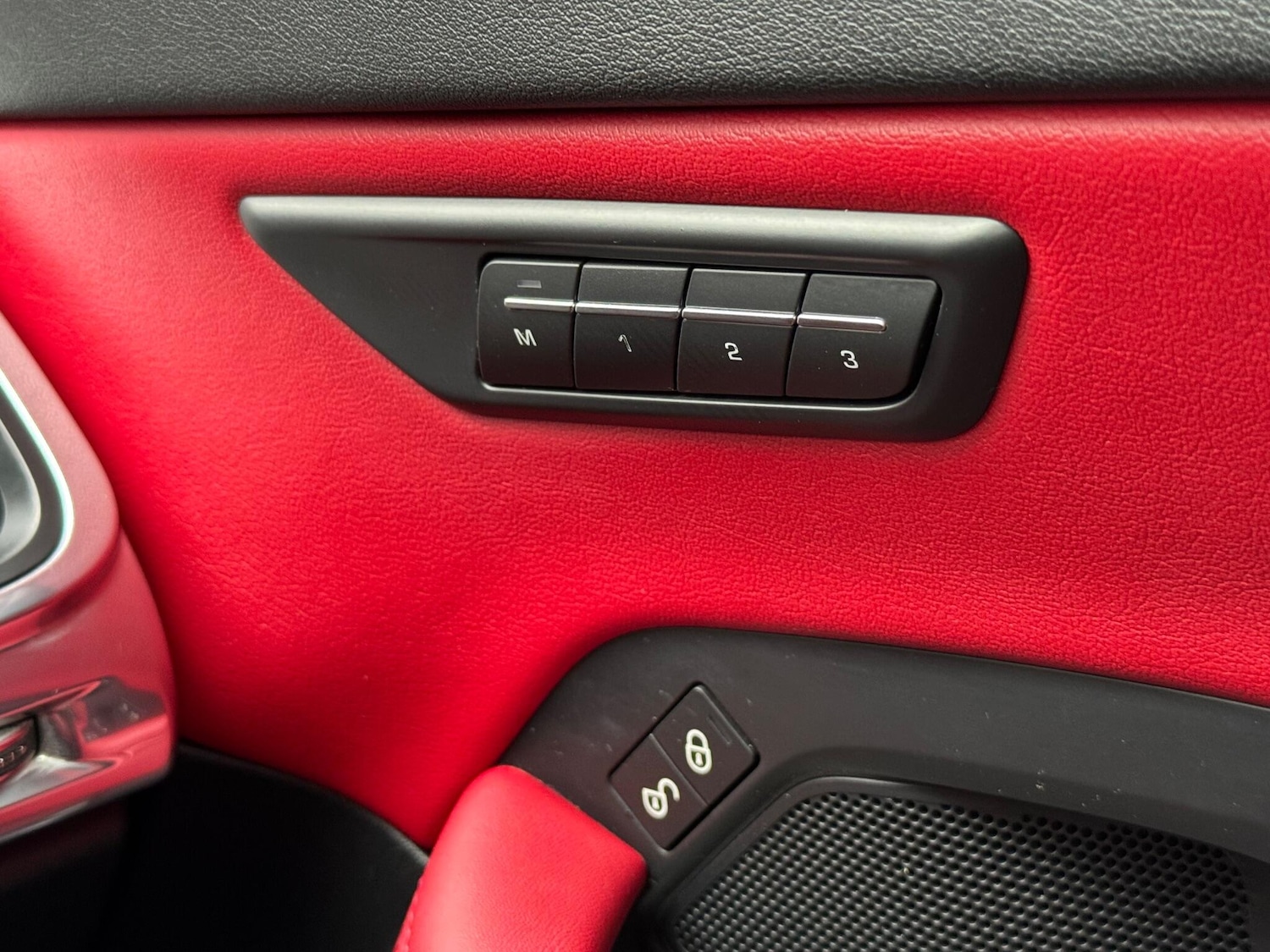 Used Jaguar E-Pace 2018 for sale - 76161144: Photo 46