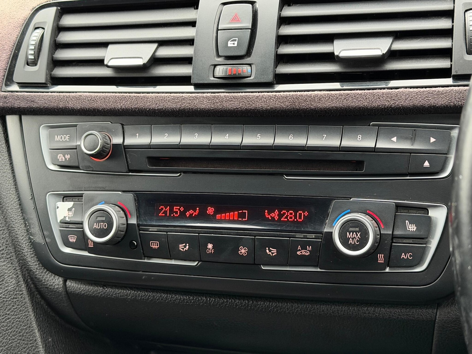 Used BMW 3 Series 2014 for sale - 76801400: Photo 41