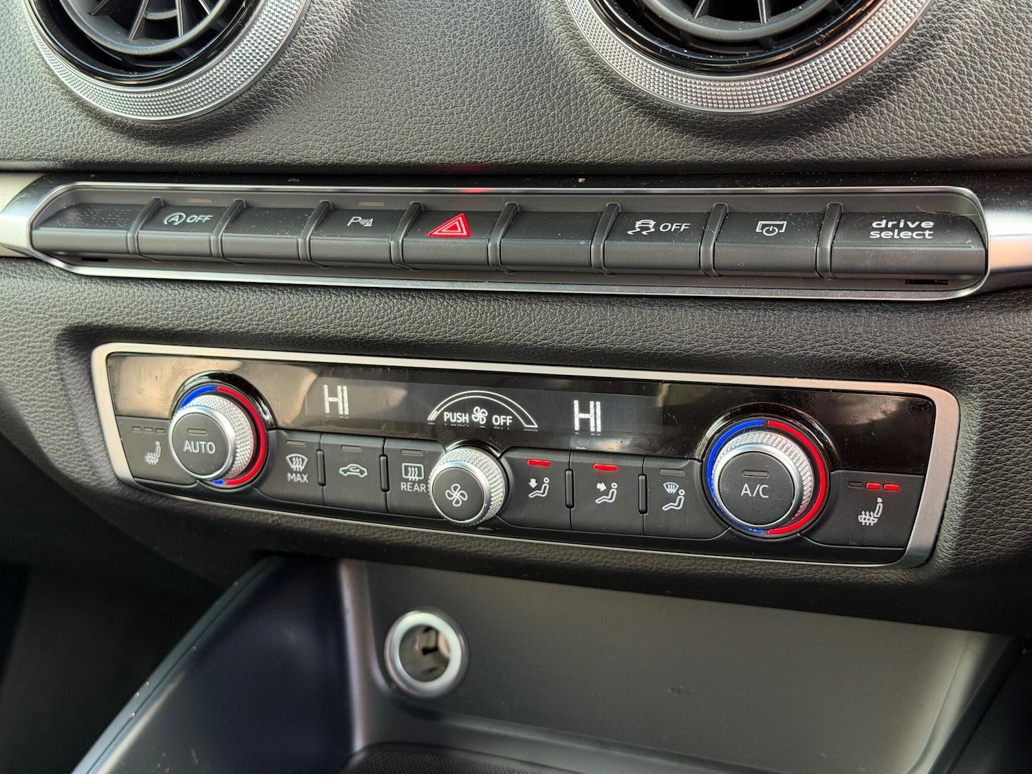 Used Audi S3 2017 for sale - 76349335: Photo 36