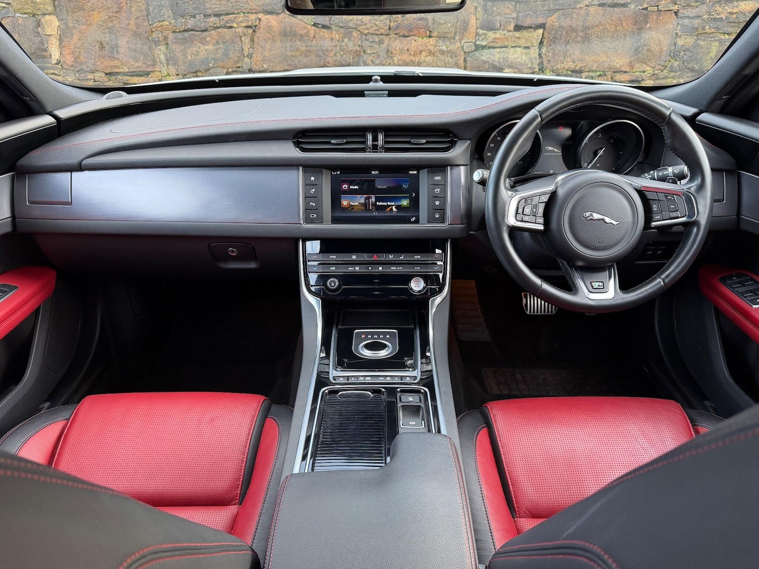 Used Jaguar XF 2017 for sale - 77203921: Photo 10