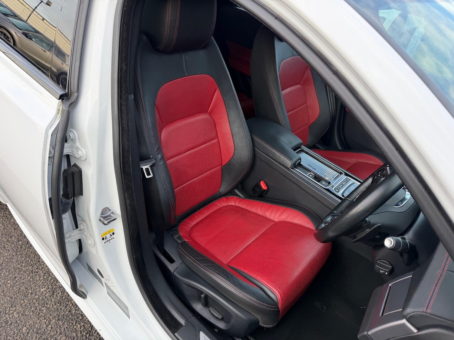 Used Jaguar XF 2017 for sale - 77203921: Photo 16