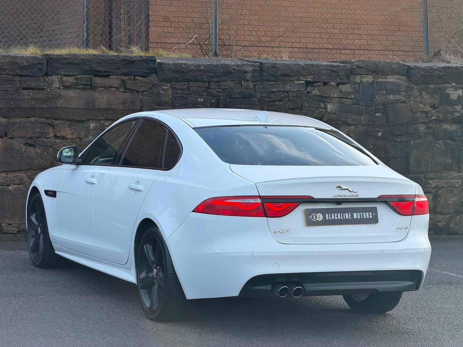 Used Jaguar XF 2017 for sale - 77203921: Photo 5