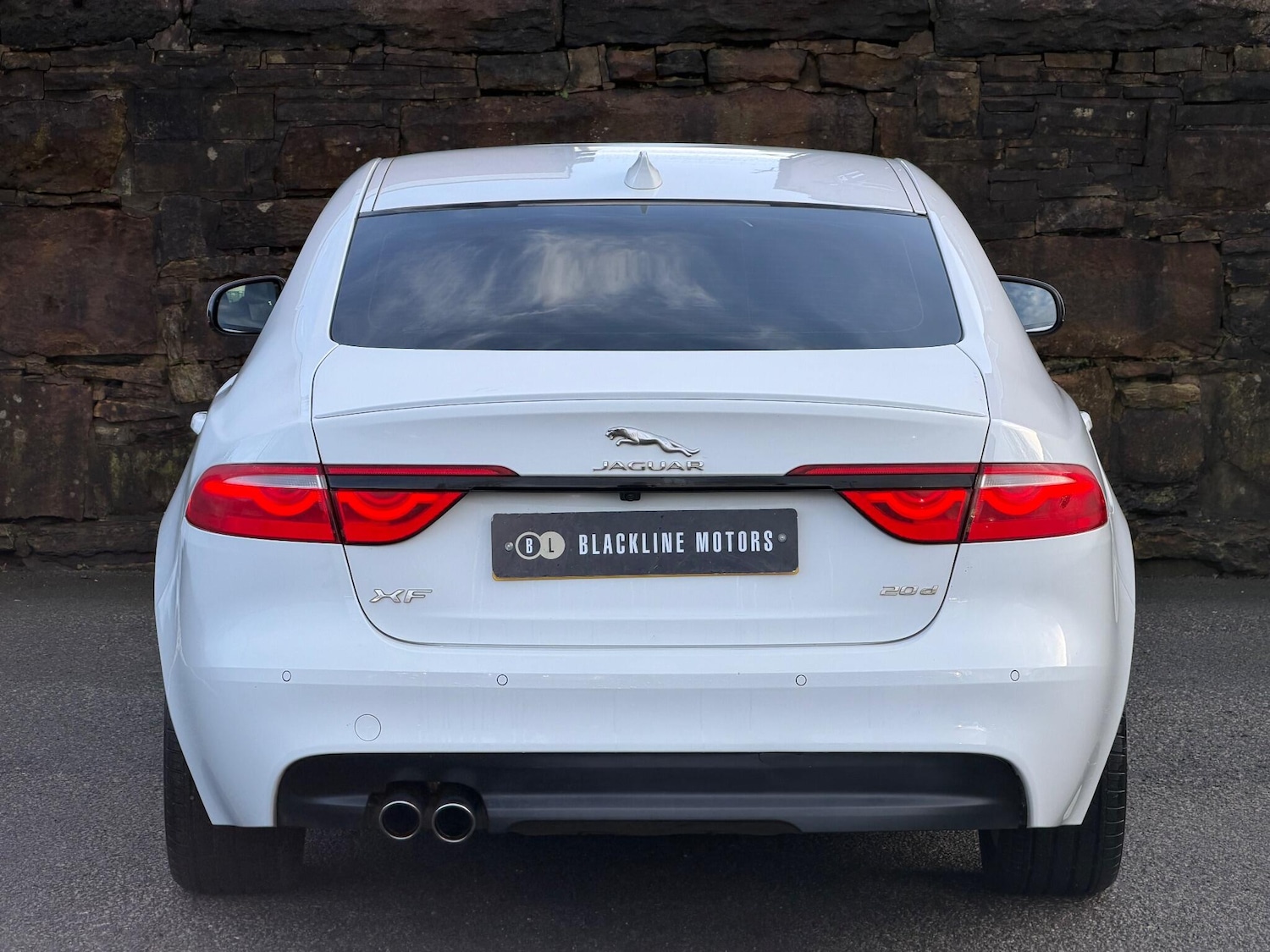 Used Jaguar XF 2017 for sale - 77203921: Photo 6