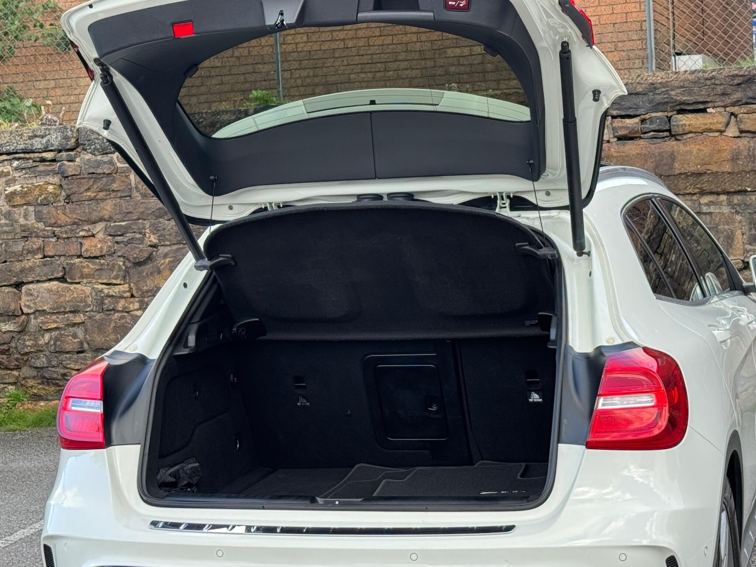 Used Mercedes-Benz GLA 2014 for sale - 76989351: Photo 22