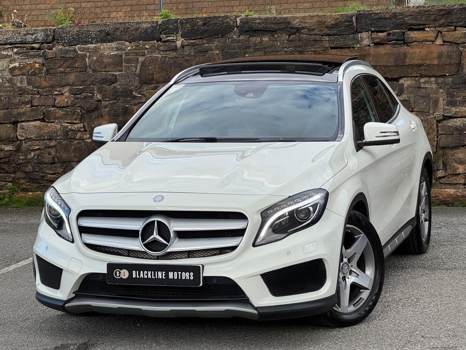 Used Mercedes-Benz GLA 2014 for sale - 76989351: Photo 3