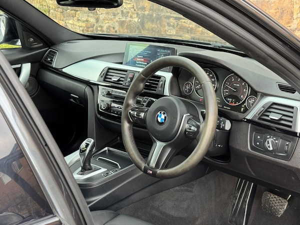 Used BMW 3 Series 2017 for sale - 76161120: Photo 12