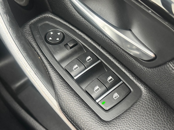 Used BMW 3 Series 2017 for sale - 76161120: Photo 47