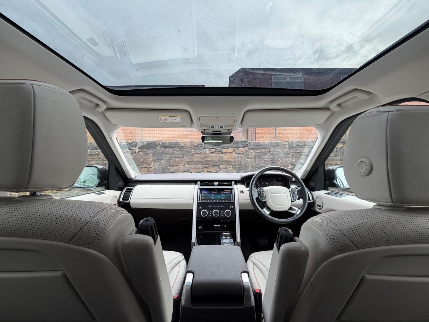 Used Land Rover Discovery 2018 for sale - 77510058: Photo 11