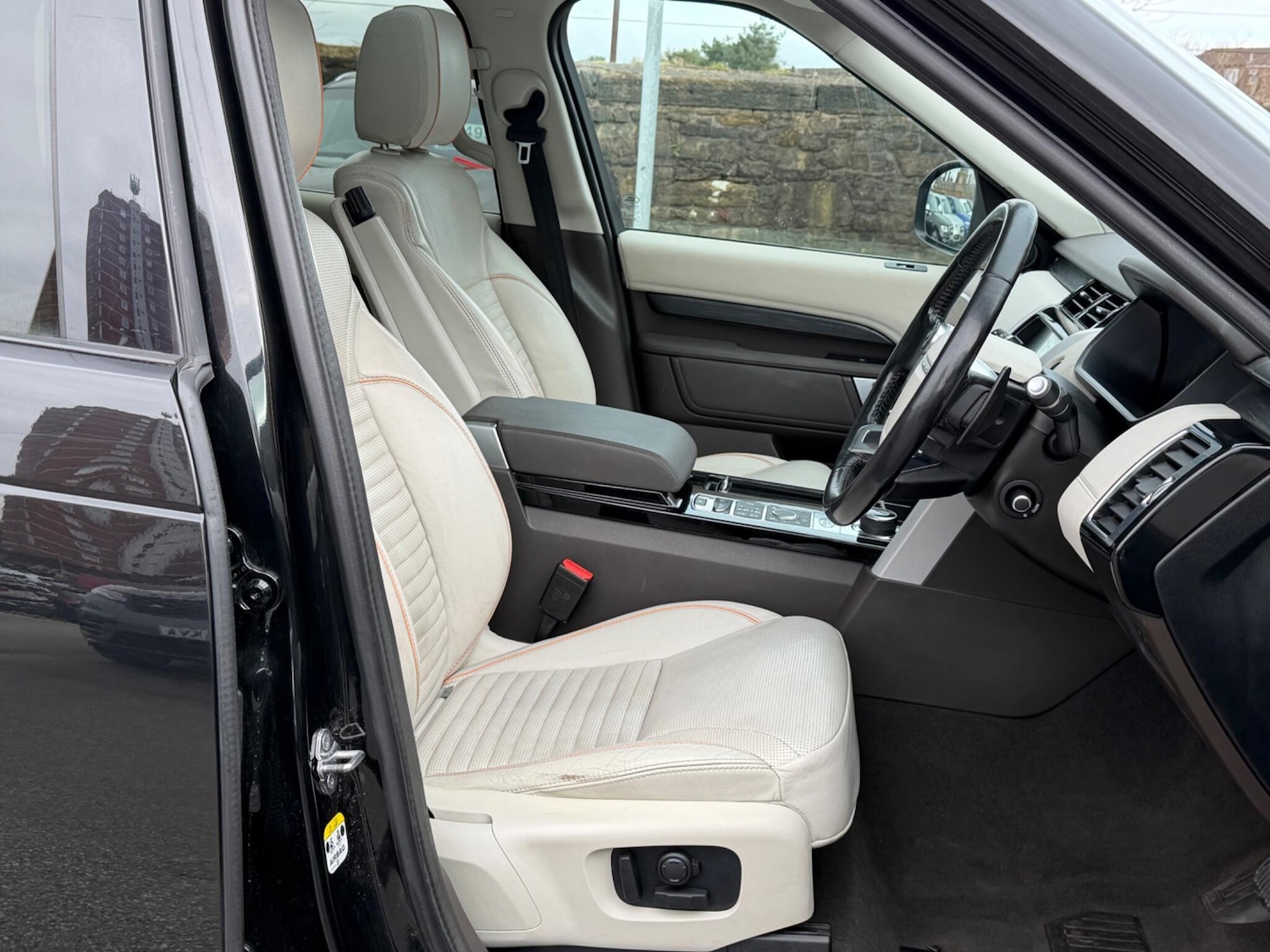 Used Land Rover Discovery 2018 for sale - 77510058: Photo 16