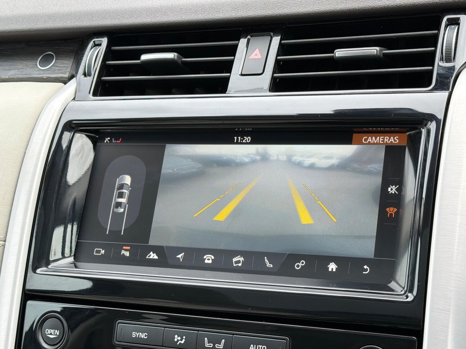 Used Land Rover Discovery 2018 for sale - 77510058: Photo 38