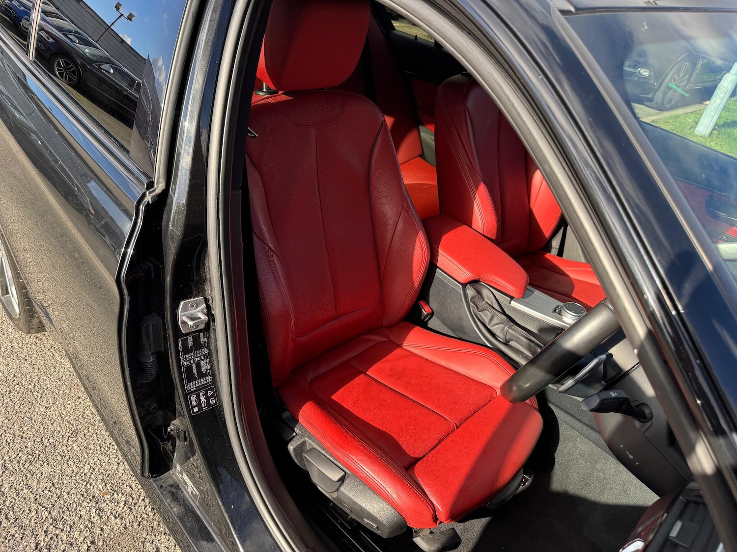 Used BMW 3 Series 2017 for sale - 76349825: Photo 17