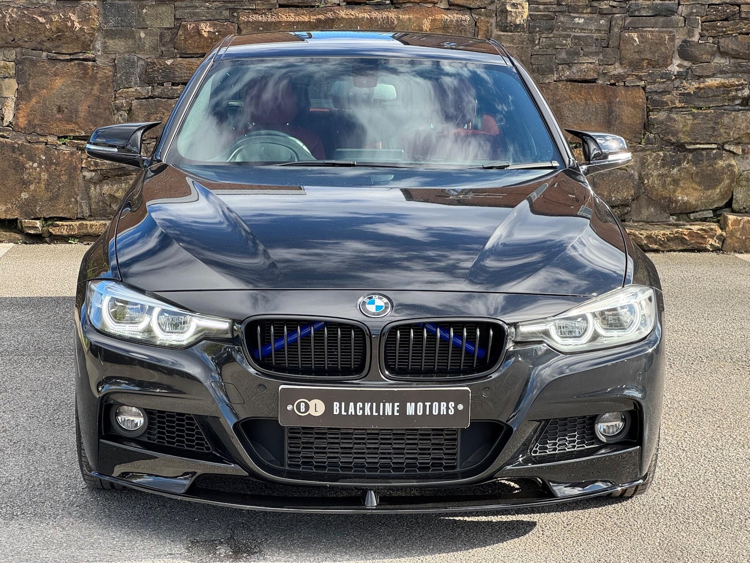 Used BMW 3 Series 2017 for sale - 76349825: Photo 2
