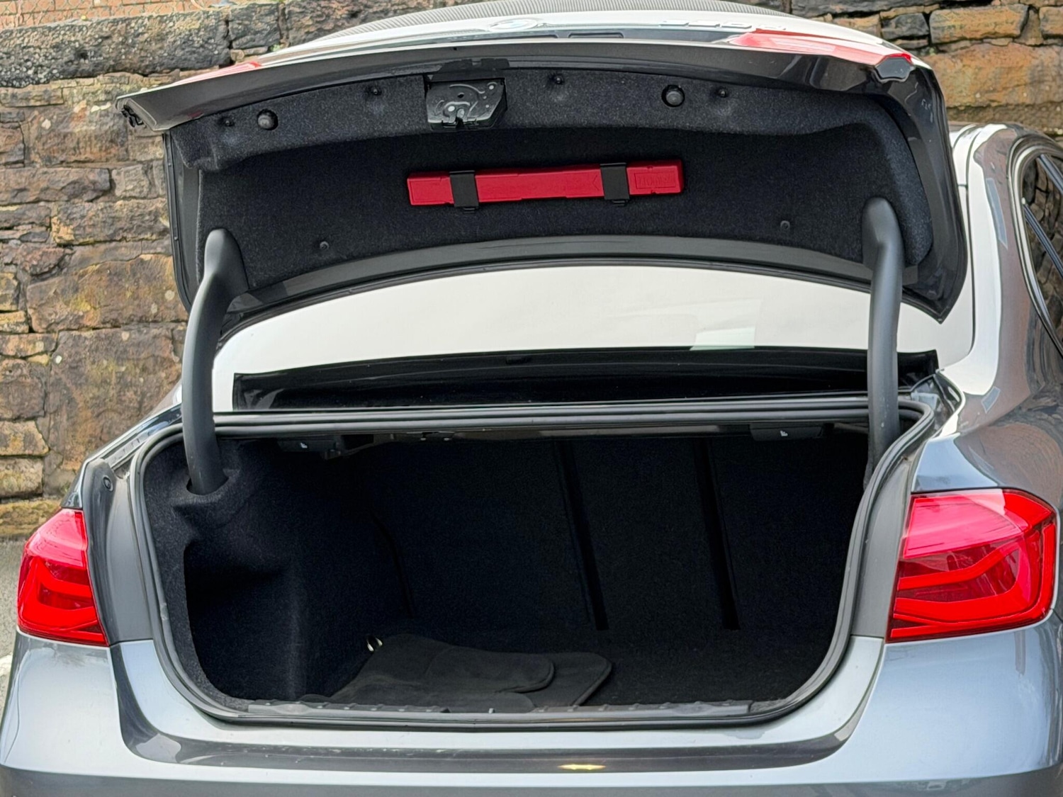 Used BMW 3 Series for sale - 76998916: Photo 19