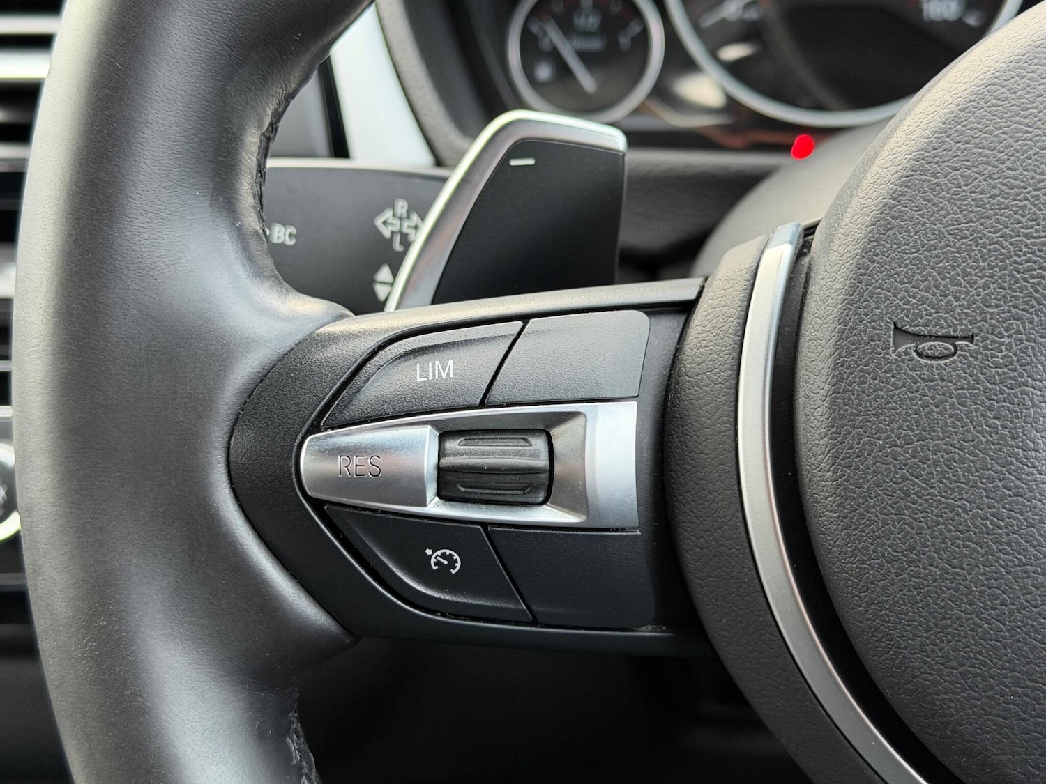 Used BMW 3 Series for sale - 76998916: Photo 25