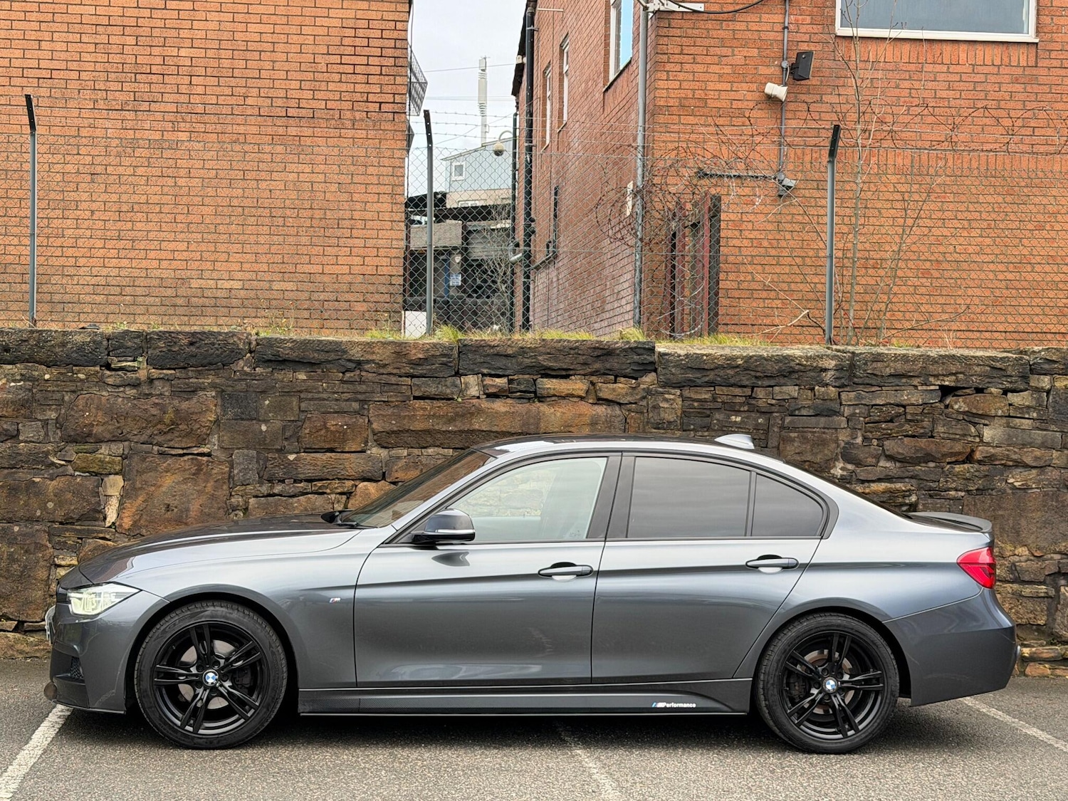 Used BMW 3 Series for sale - 76998916: Photo 4