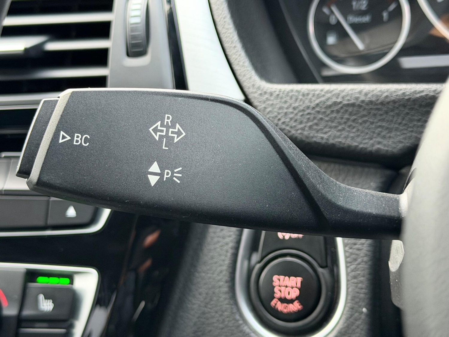 Used BMW 3 Series for sale - 76998916: Photo 48