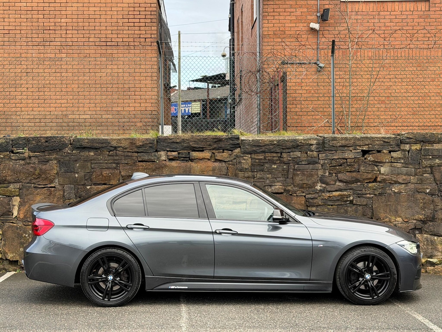 Used BMW 3 Series for sale - 76998916: Photo 8