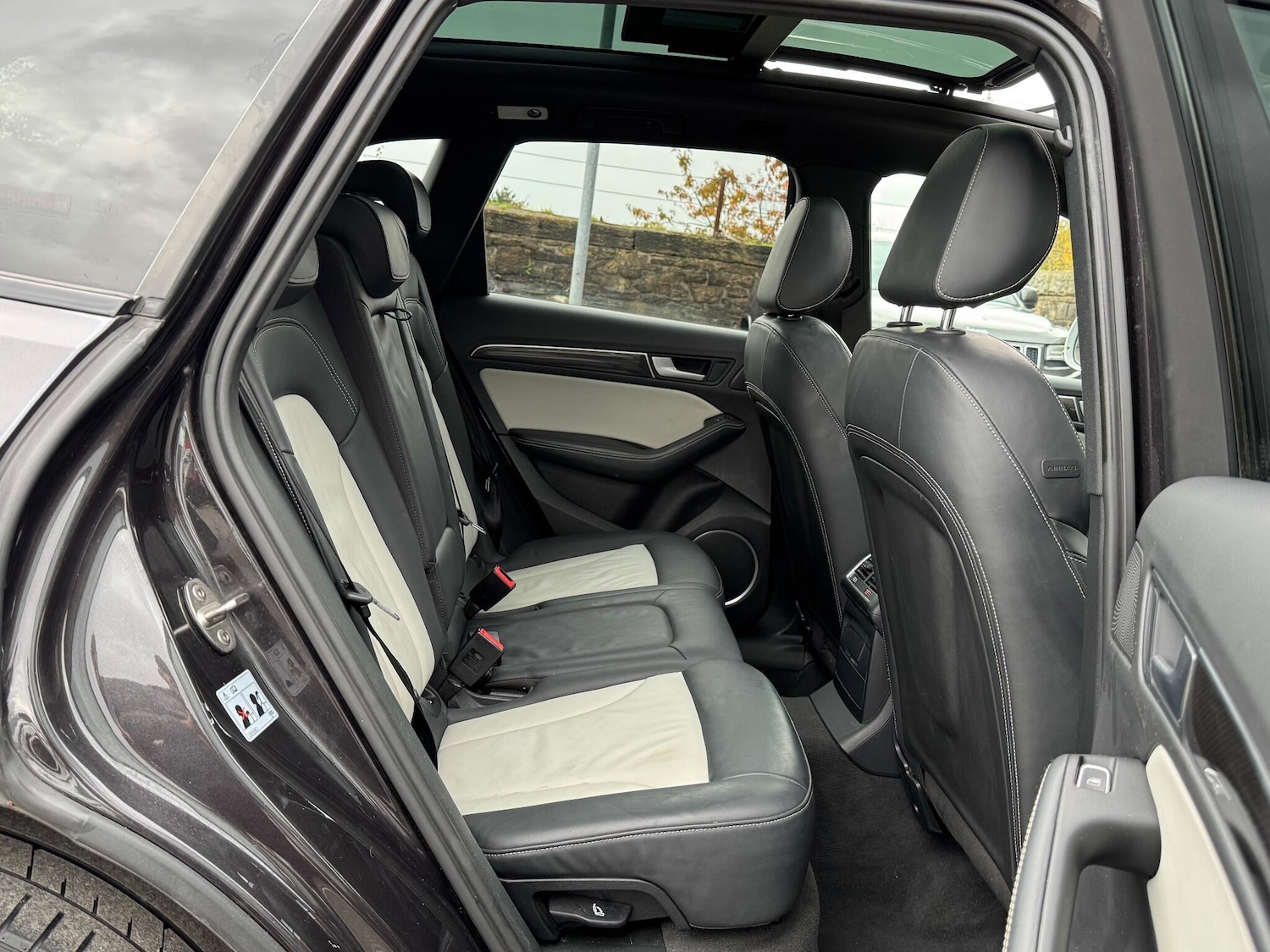 Used Audi SQ5 2015 for sale - 76227929: Photo 21