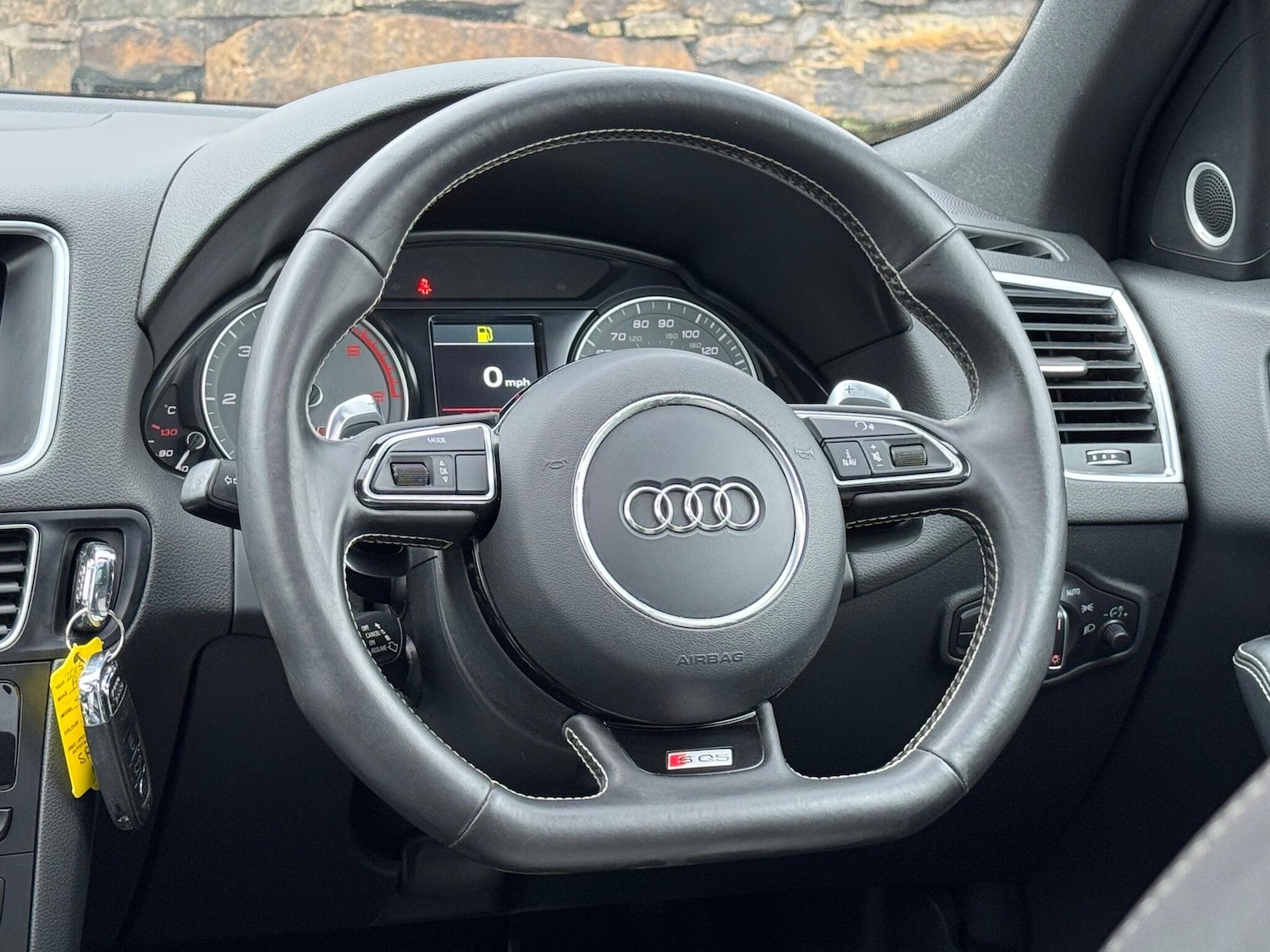Used Audi SQ5 2015 for sale - 76227929: Photo 27
