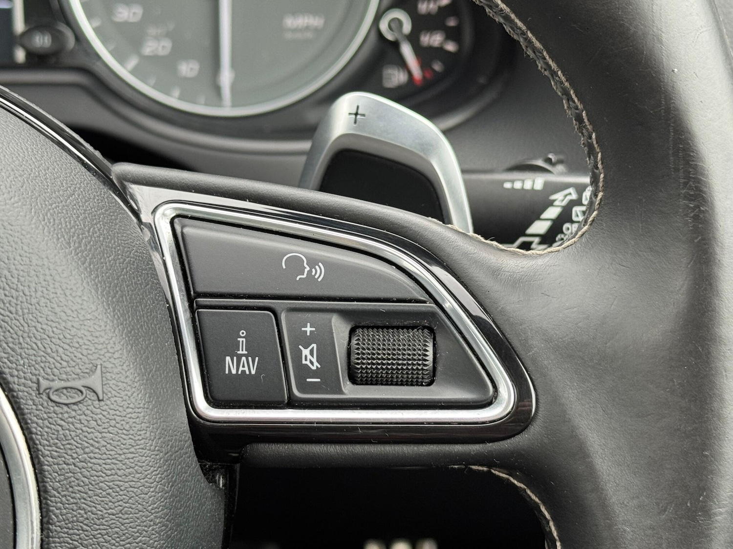 Used Audi SQ5 2015 for sale - 76227929: Photo 28