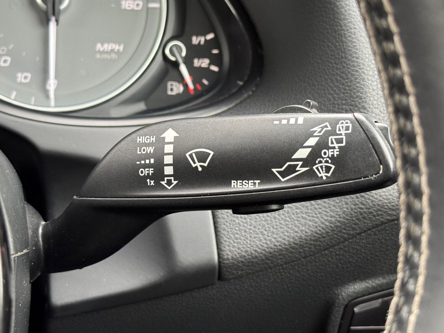 Used Audi SQ5 2015 for sale - 76227929: Photo 55