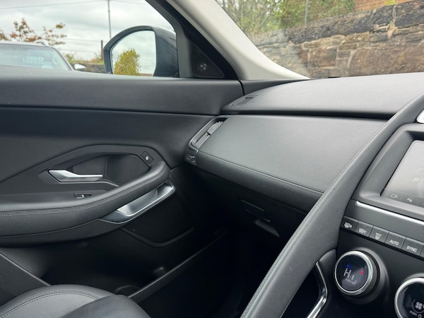 Used Jaguar E-Pace 2018 for sale - 76282593: Photo 51